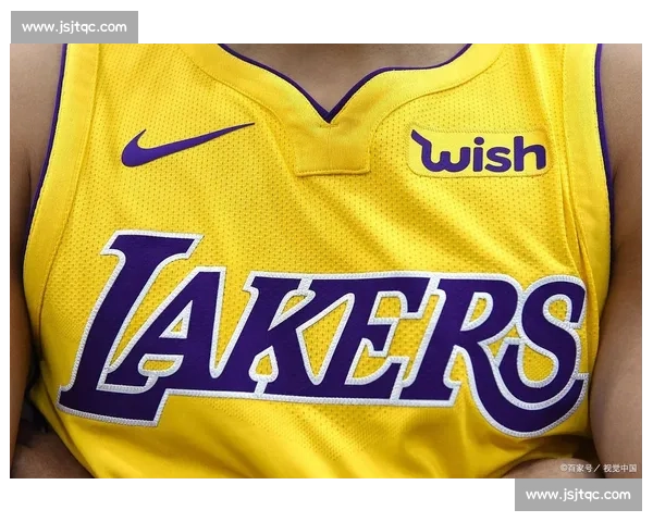 湖人易主：珍妮・巴斯的明智抉择与球迷的新纪元